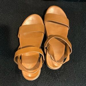 Coclico Sandals